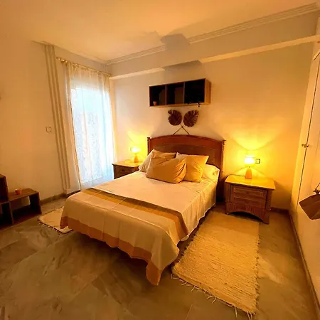 Piso Frente Al Puerto De * 데니아